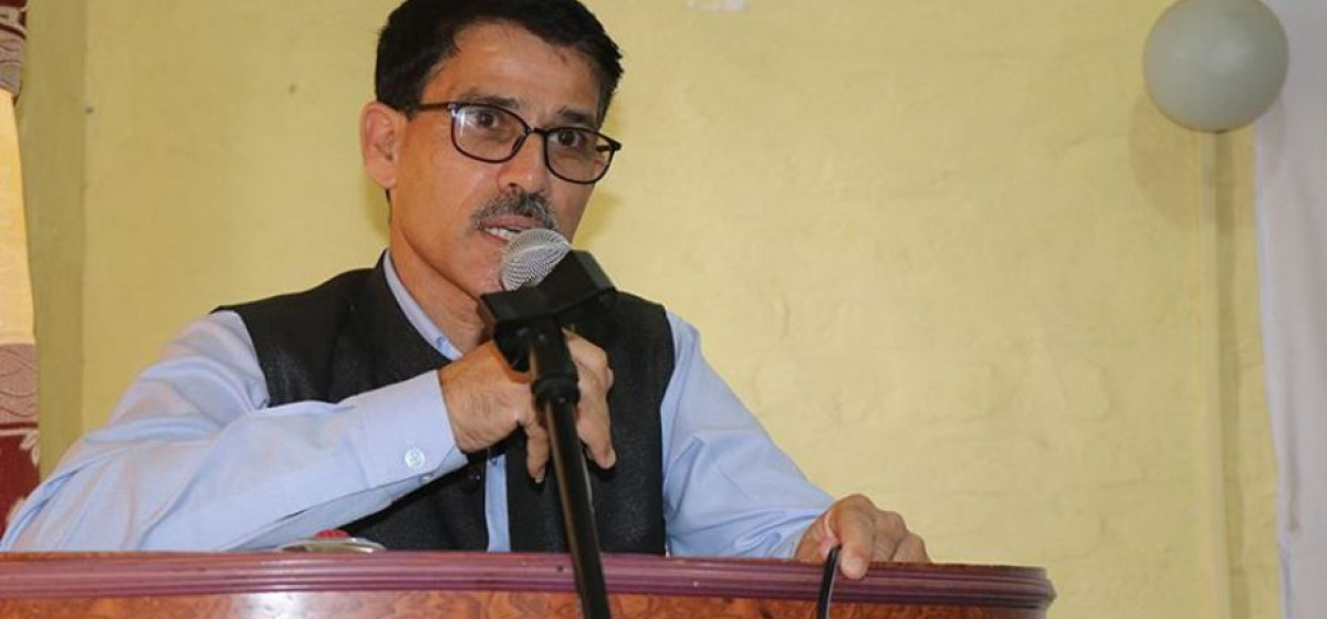 सहरमा दुई चार जनाले कुरा काटेर हुँदैन, गाउँ गएर विकास हेर्दा देखिन्छः भट्ट