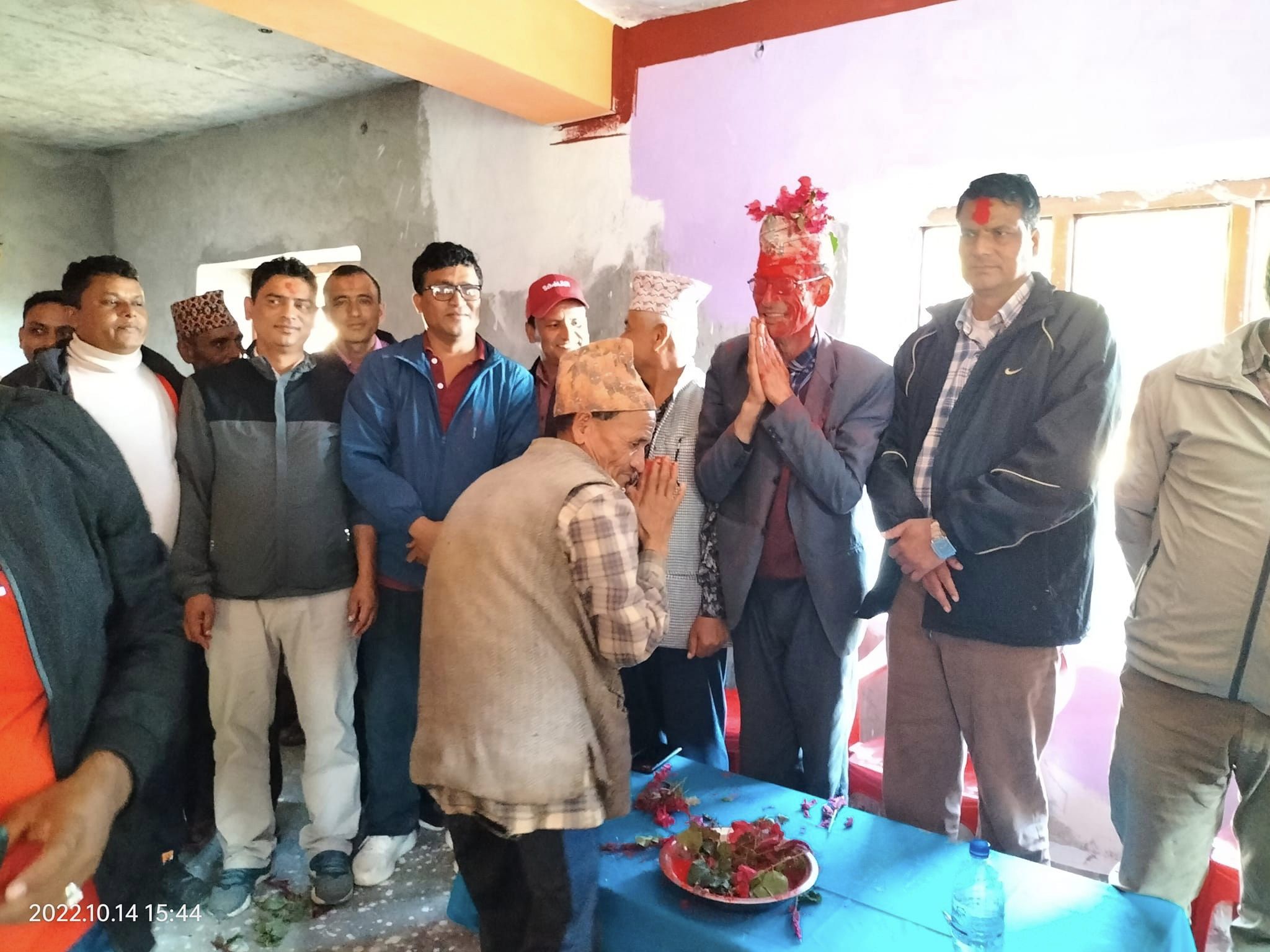 दार्चुलामा एमालेको चुनावी अभियान सुरु, कांग्रेशबाट निर्वाचित पूर्व वडाध्यक्षसहित ३ दर्जन कार्यकर्ता प्रवेश