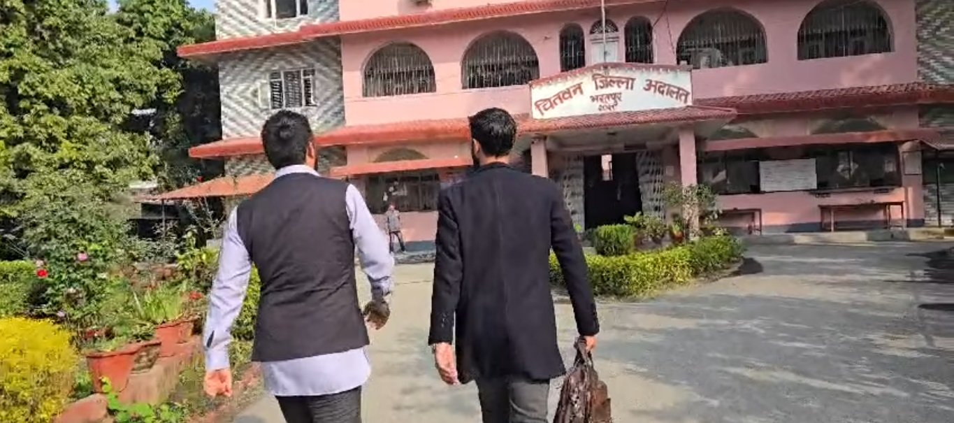 रवि लामिछानेविरुद्ध बहस गर्न धादिङ, पर्सा र बाराका सरकारी वकिल चितवनमा